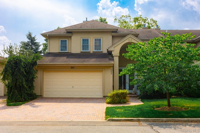 Viscaya Model on quiet cul-de-sac featuring 2 car attached garage, within walking distance to clubhouse.