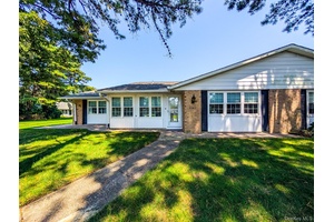 Spacious, Updated Condo in Leisure Village 55 and older Community with Resort Style Amenities !