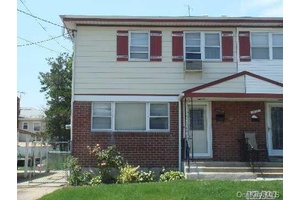 Welcome to this exceptional semi detached single family home that perfectly blends comfort with convenience in Jamaica's desirable neighborhood.