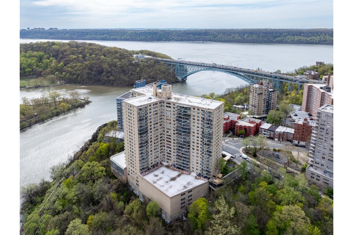 Luxury living just minutes from Manhattan