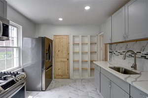 LOOKING FOR YOUR PLACE TO CALL HOME IN LAURELTON, QUEENS ?