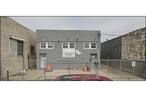 Versatile Commercial Industrial Property in Prime Hempstead Location This well maintained commercial industrial building in Hempstead offers an exceptional opportunity for business owners or investors.