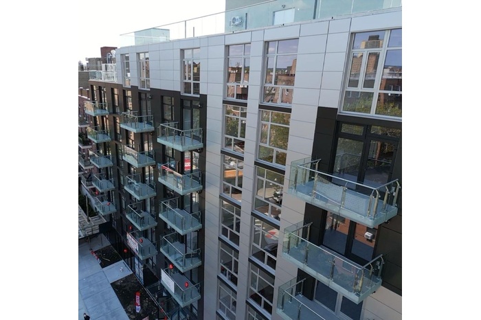 View of apartment building / complex