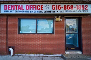 Exceptional Medical or Professional Office Space Available in Prime Roosevelt Location Strategically positioned on Nassau Road with strong visibility and high foot traffic, this versatile commercial property offers an ideal ...