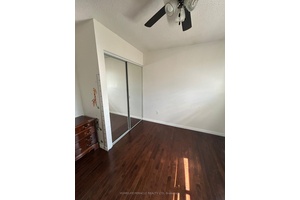 Looking for a clean, comfortable, and convenient place to call home for your family ?