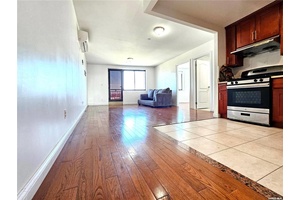 Unique opportunity to own this condo Less than 650 sqft Fantastic skyline view for Mid town and downtown Manhattan North to south exposure and great sound proof insulation Tax abatement ...
