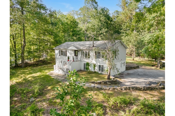 Welcome to 36 Colabough Pond Road, Croton on Hudson, NY,