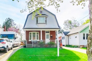 Welcome to this charming 2 storey home, situated on a generous property in Northeast London.
