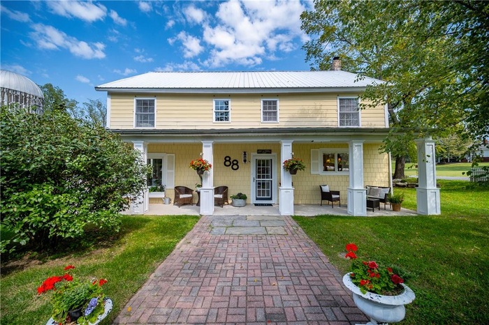 Welcome HOME to 88 Prices Switch in Warwick, NY!  Your dream country mini-estate!