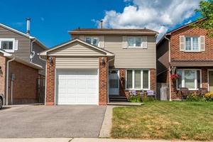 Absolutely stunning 3 bedroom, 2.