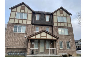 Entire home for rent near Mount Pleasant Go station.
