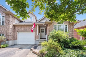 This is truly a rare opportunity to own a beautifully maintained, one owner bungaloft townhome in the charming town of Fergus.