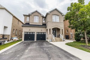 This beautifully maintained detached home offers a perfect blend of space, functionality, and location.