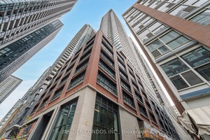 2 bedroom corner unit on the 43rd floor, boasting 741 sq.