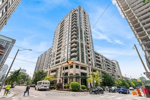 Luxury At It's Best ! Gorgeous Completely renovated 2 Bed, 1 Bath Condo W Parking !