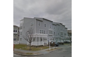 House For Sale. 1st fl, kitchen, living room, garage, backyard, drive way, half bath.