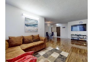 New Price ! Rare Find 3 Bedroom Condo with 2 Underground Parking Spots !