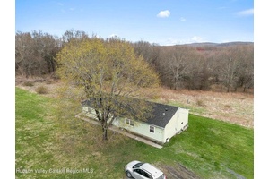 Rare Investment Opportunity in New Paltz Turnkey 3 1800 square Family Property !