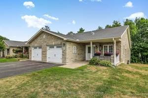 Rare find ! END UNIT WITH A FULL FINISHED BASEMENT WITH WALK OUT, backing on to Environment protected land.