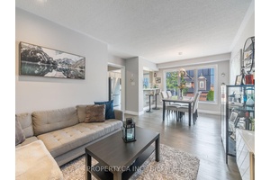 Stunning 2 Bed, 2 Bath Freehold Townhouse with Escarpment Views in the Heart of Milton !