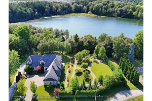 Stunning western sunset views over Philips Lake giving you a Muskoka like setting in Richmond Hill !