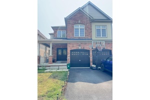 Spacious and bright 2 bedroom basement apartment located in a family friendly North Oshawa community.