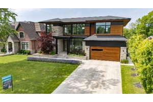 A masterpiece by David Small Designs, this architectural gem offers an elevated lifestyle with cutting edge design and sophisticated finishes for the most discerning buyer.