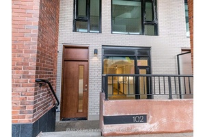 Spectacular Ground Floor Townhouse With owned parking at Junction House !