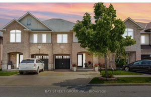 Beautiful Semidetached, 1746 Sq Ft, 3 Bedroom.