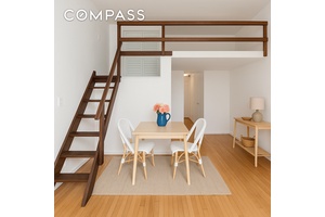 CONDOP ! UNLIMITED SUBLEASING AFTER 1 YEAR OF OWNERSHIP NO BOARD INTERVIEW CO PURCHASING, STUDENTS AND FOREIGNERS ARE WELCOME.