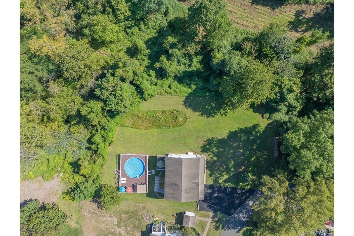 Aerial view of property's location