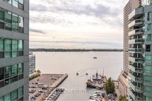 Absolutely Stunning, Spacious, Open Concept Approx 932 Sqft Suite W Forever Unobstructed Lake amp ; City View !