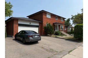 High demand Bayview Sheppard location, Willowdale East community.
