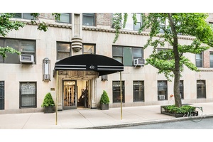 New one bedroom exclusive at Southgate from Classic Marketing, available with no board approval !