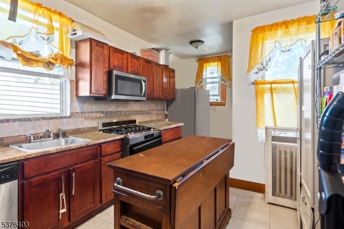 level 2 kitchen