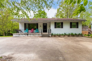 Fantastic Investment Opportunity 4 Season Home in Sauble Beach, just 7 minute walk from the quaint downtown and the famous sand beach.