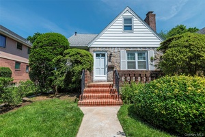 NEW PRICE, GREAT VALUE and one of the most AFFORDABLE ways to get into nationally top ranked Great Neck South School District !