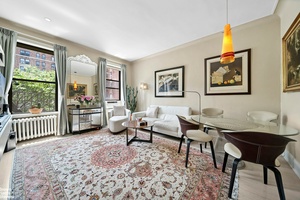 You made it ! You have reached your dream sun filled one bedroom home near Riverside Park and the Hudson river.