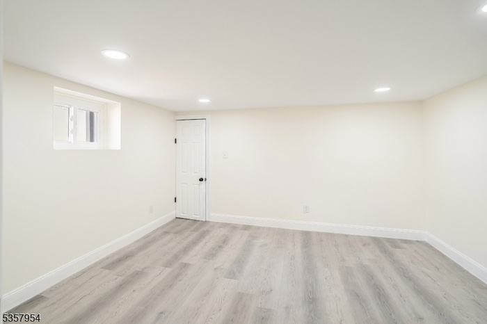 BASEMENT ROOM