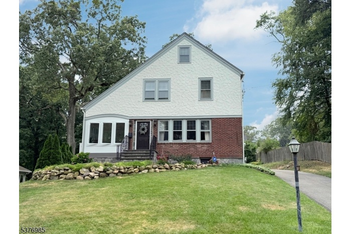 Immaculate & Well Maintained