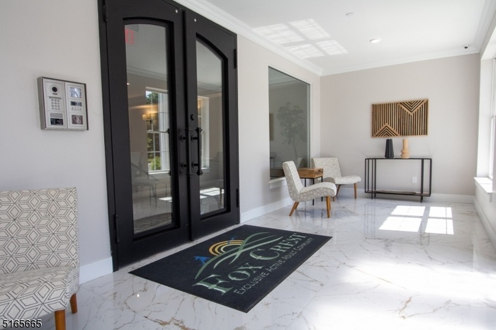 AUDIO/VISUAL INTERCOM