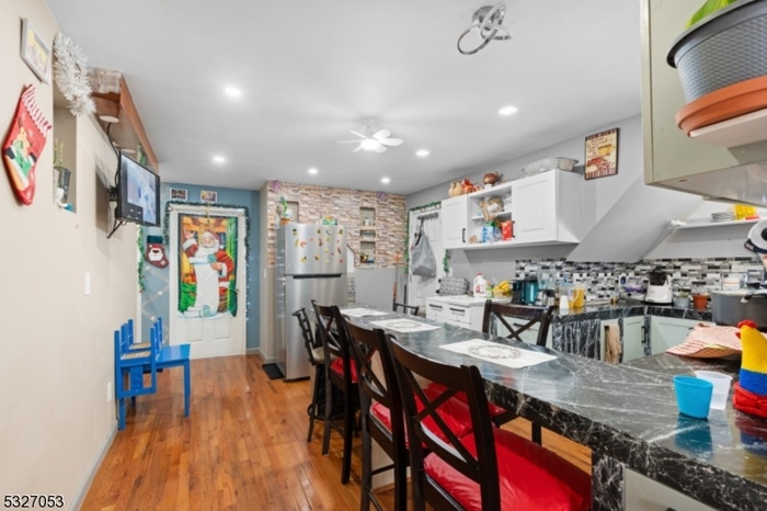 kitchen unit 1