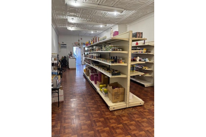 STORE