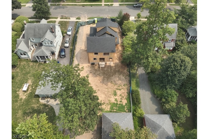 Expansive 66 X 234 lot!
