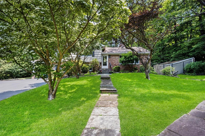 Welcome to 21 Glengary Road. This four level split home offers a great flow for everyday living.