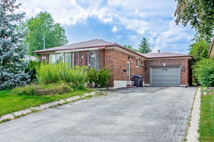 Great Opportunity ! 3 Bedroom 1 Washroom Upper Portion Of The House For Lease In The East Area Of Brampton.