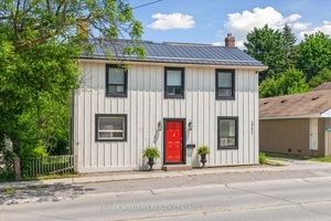 Welcome To This Charming, Century old Home Nestled On A Fabulous Lot In The Heart Of Holland Landing.