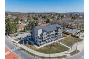 Available immediately ! 2 Bedroom 2 Bathroom Stacked townhouse ideally situated within walking distance of various amenities including shops, bus stops, schools and more.
