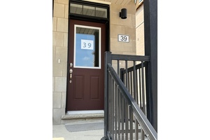BRAND NEW NEVER LIVED IN 3 BEDROOM TOWNHOME IN APRIME LOCATION.