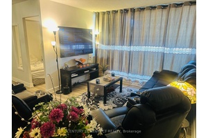 Incredible Opportunity ! Renovated 2 Bedroom Den.